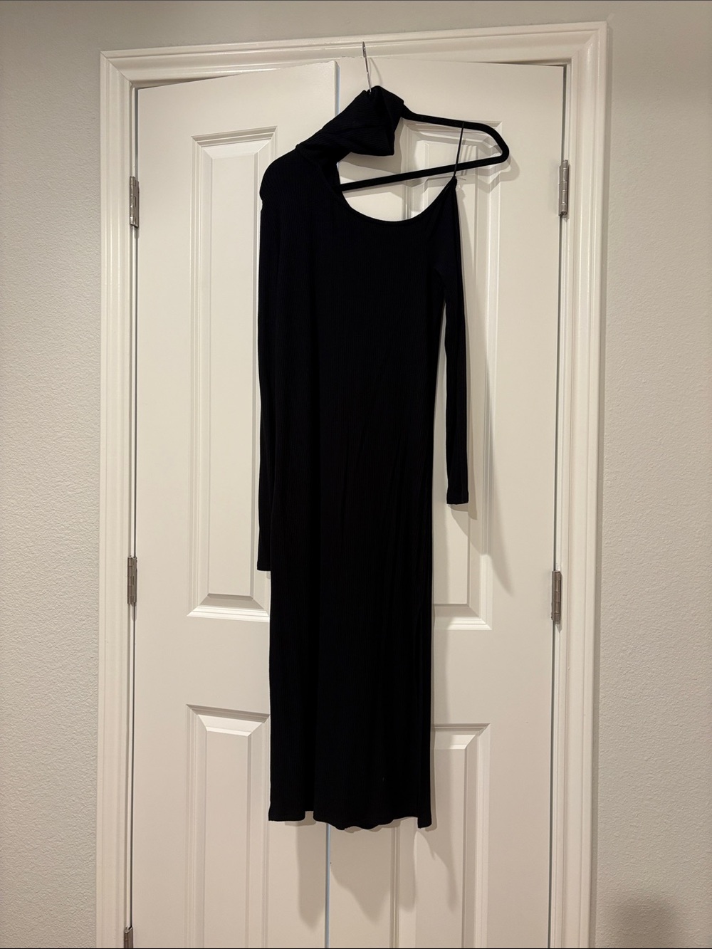 PAIGE Black Off-Shoulder Long Dress